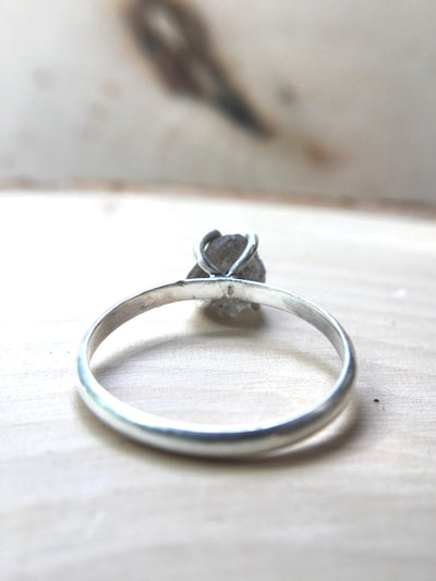 Chip of Dragon Heart Raw Labradorite Ring - Silver Lily Studio